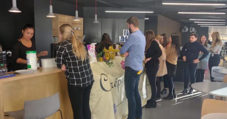 crepe wagon corporate hire (1)